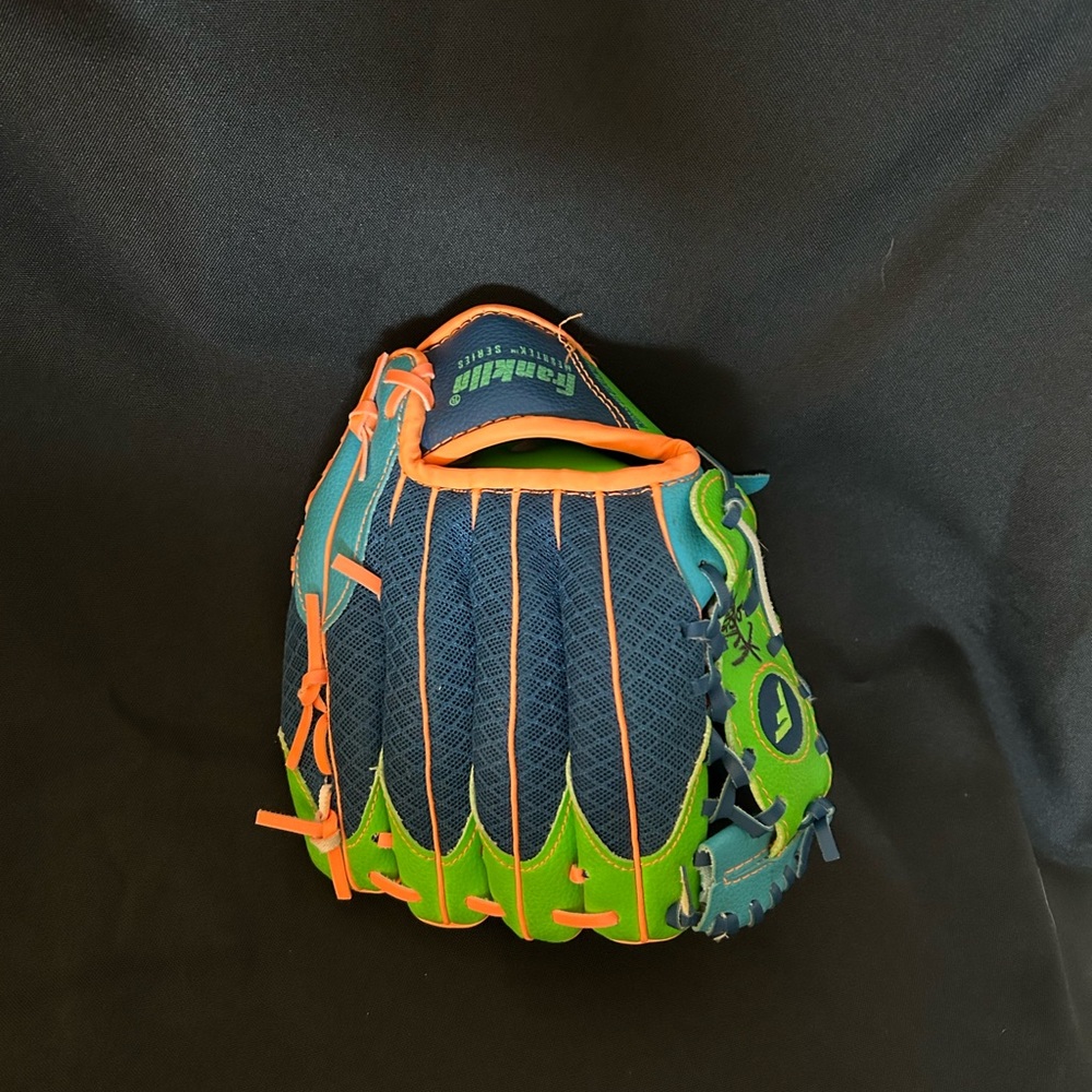 Kids Left handed Baseball Glove - Navy and Green